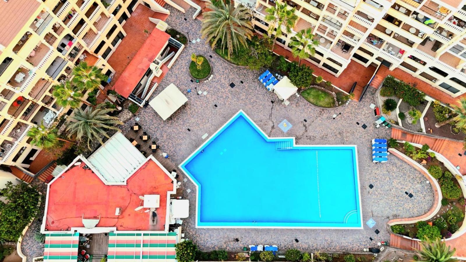 Spacious 3-bedroom Duplex With Heated Pool & Ocean View In Cristianos, Arona Apartment *